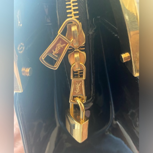 EC YSL PATENT LEATHER BAG - Picture 7 of 16